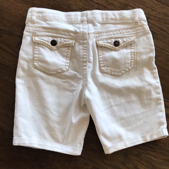 Jean shorts - Picture 2 of 3